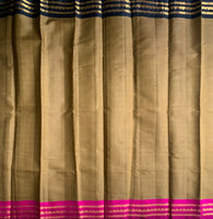 Madhumati - Handwoven Gadwal cotton with silk kuttu border