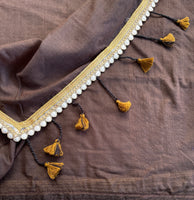 Cocoa Gleam mul cotton plain saree