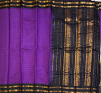 Rajeshwari Handwoven Gadwal cotton with silk kuttu border