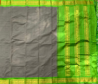 Divakaruni - Handwoven Gadwal cotton with silk kuttu border